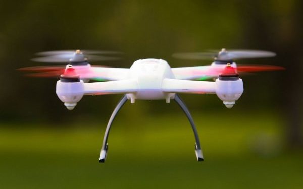 Швейцарские ученые создали складной дрон-квадрокоптер