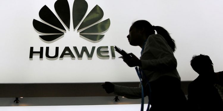 США официально обвинили Huawei в промышленном шпионаже